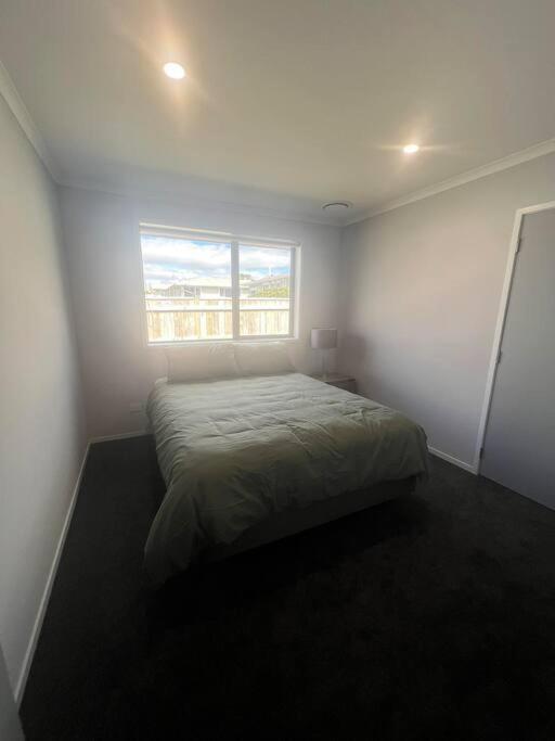 Fairbank Avenue Villa Stratford Bagian luar foto