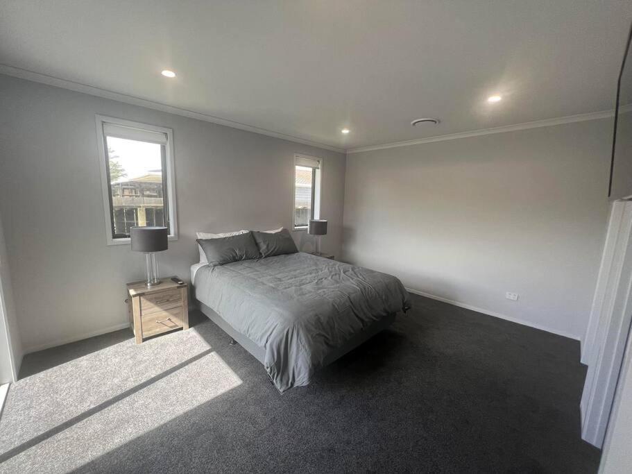 Fairbank Avenue Villa Stratford Bagian luar foto
