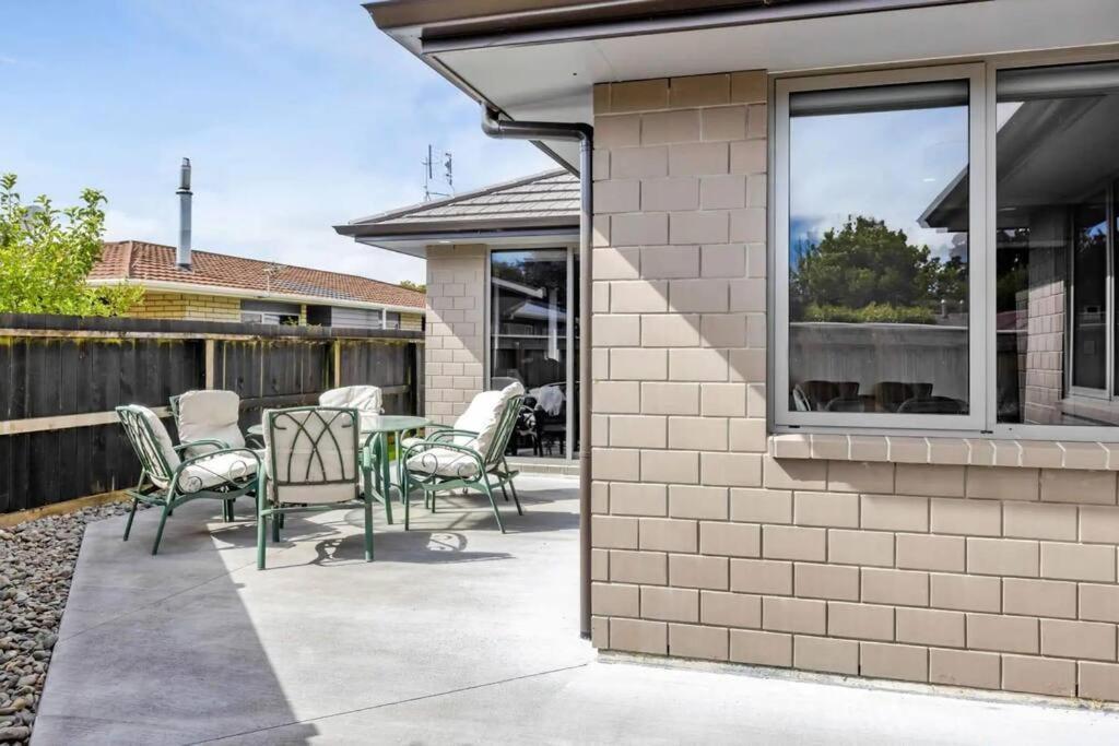 Fairbank Avenue Villa Stratford Bagian luar foto